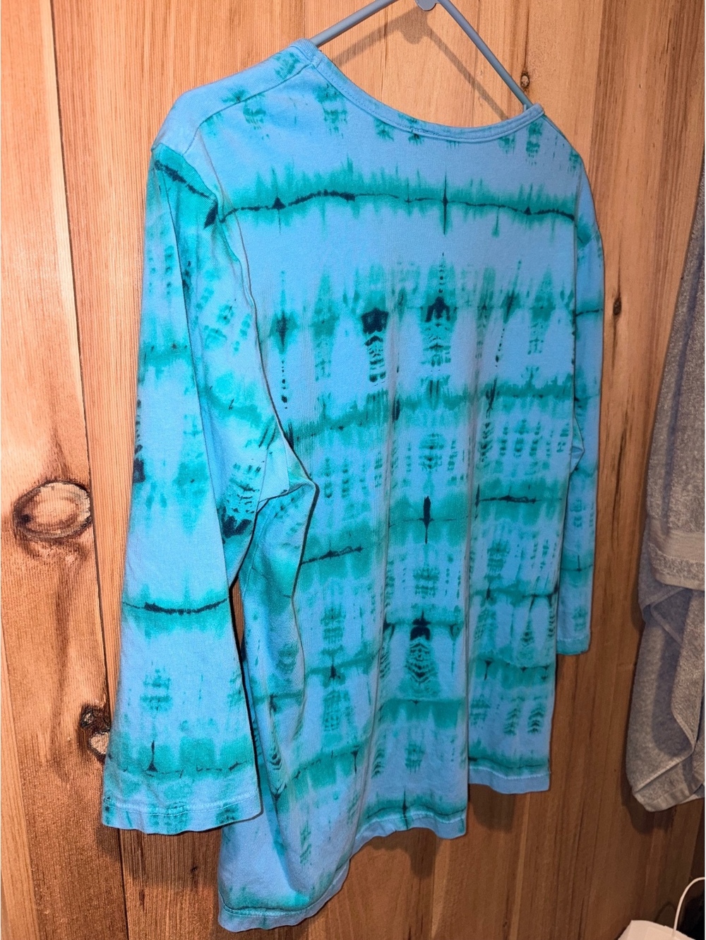 Y2K 100% cotton tie dye 3/4 sleeve V-neck top - woman’s xl - Picture 2 of 4